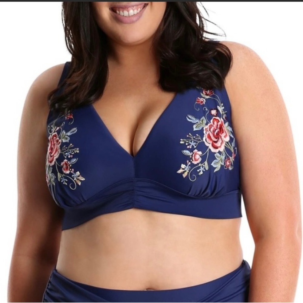 Lysa swim plus size floral embroidered bikini‎ top 3x new nwt lined